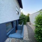 Eingang zur Einliegerwohnung im Einfamilienhaus in Iserlohn. Das ganze Haus ist zu verkaufen