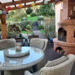 Terrasse mit Kamin gehört zum Einfamilienhaus in Hemer