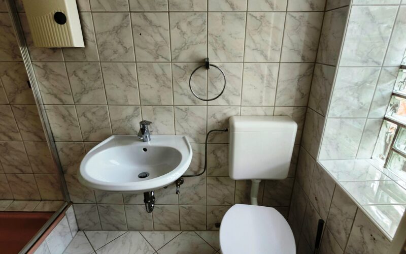 Bad-Ansicht im Dreifamilienhaus in Menden