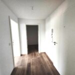 Blick in die Eingangs-Diele aus Richtung Schlafzimmer