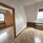 zwei Räume im Dachgeschoß in Hemer. Gerne vereinbaren wir mit Kaufinteressenten einem Besichtigungstermin