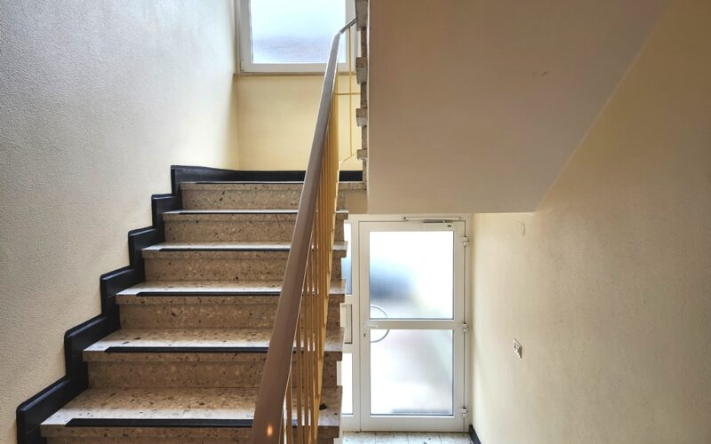 Treppenhaus in Lippstadt mit Blickrichtung zum Eingang